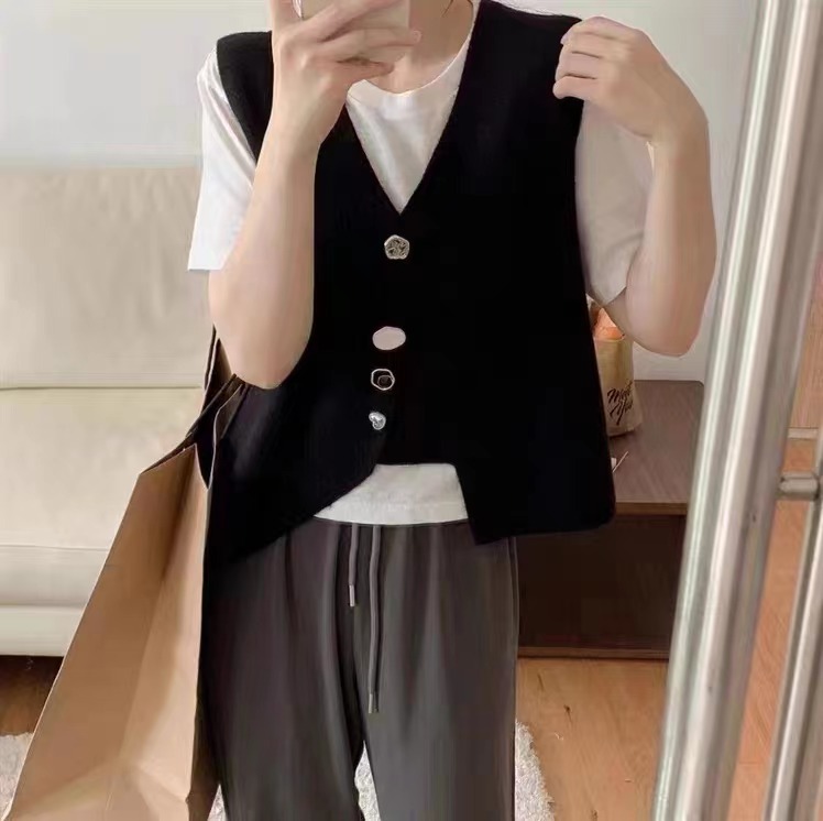 レディースベスト 秋冬新作ニットベスト袖なし上品レディース