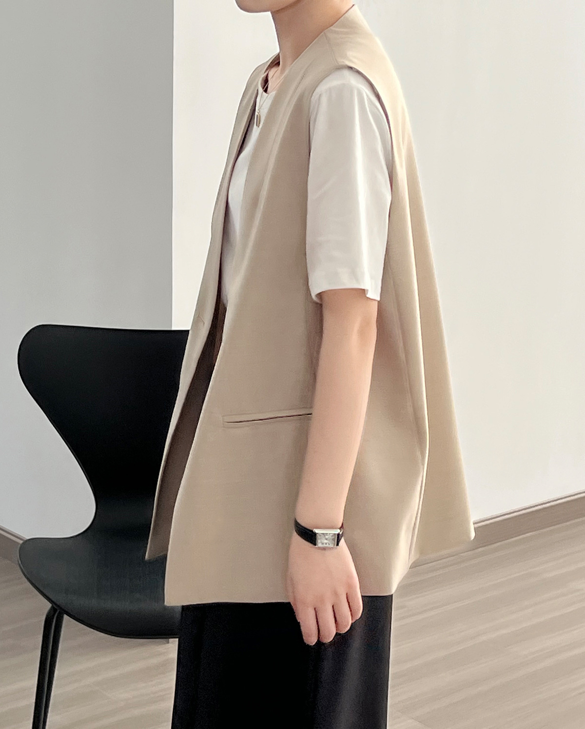 レディースベスト 春新作 上品ベージュ ロング丈ベスト レディース 袖なし