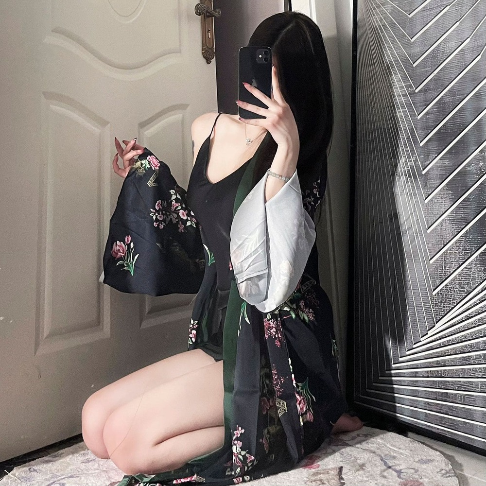 https://fulmo-img-server.com/chinii/01364e3697cc464dc1b459d0aba80114.jpg