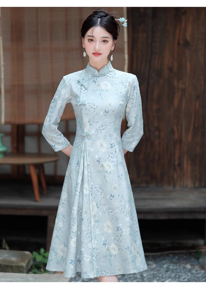 https://fulmo-img-server.com/chinii/0b8bcaa5540c85b7c214fc09e5930c2a.jpg