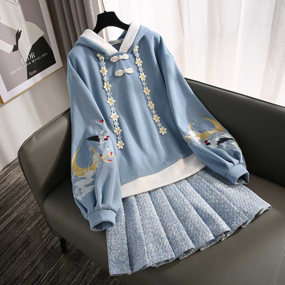 チャイナ服　ブルーホワイト　バイカラーチャイナデザインセットアップ　チャイナパーカー