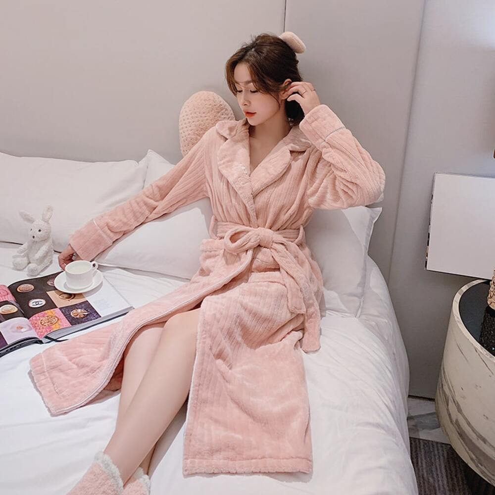 https://fulmo-img-server.com/chinii/1b63aa17bcb4cc3ad42aed40286bbb1f.jpg