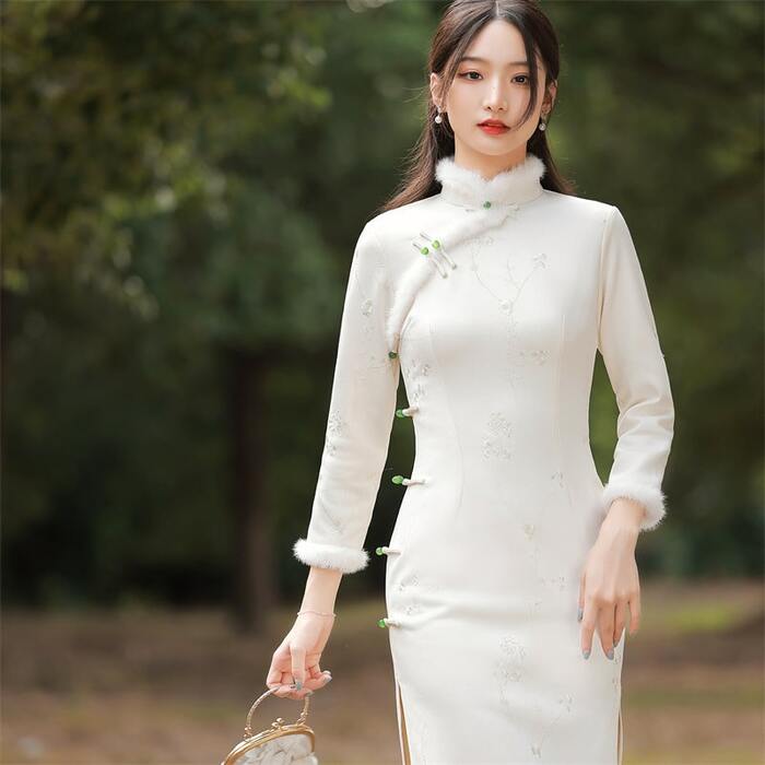 https://fulmo-img-server.com/chinii/1c09cc0fdbfcb1cbf202a1a7cbbeadb2.jpg