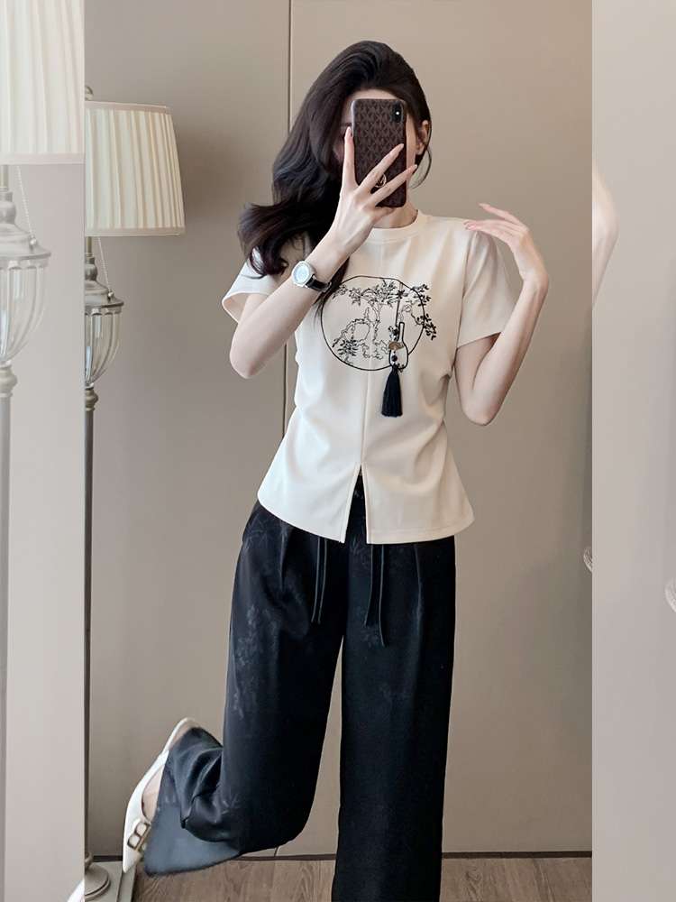 https://fulmo-img-server.com/chinii/1fa1a0fef82a1f8a077e600962786ee7.jpg