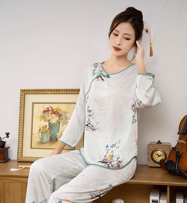 https://fulmo-img-server.com/chinii/1fc7dd9fdb67a2fef74fb4e2a016ea0b.jpg