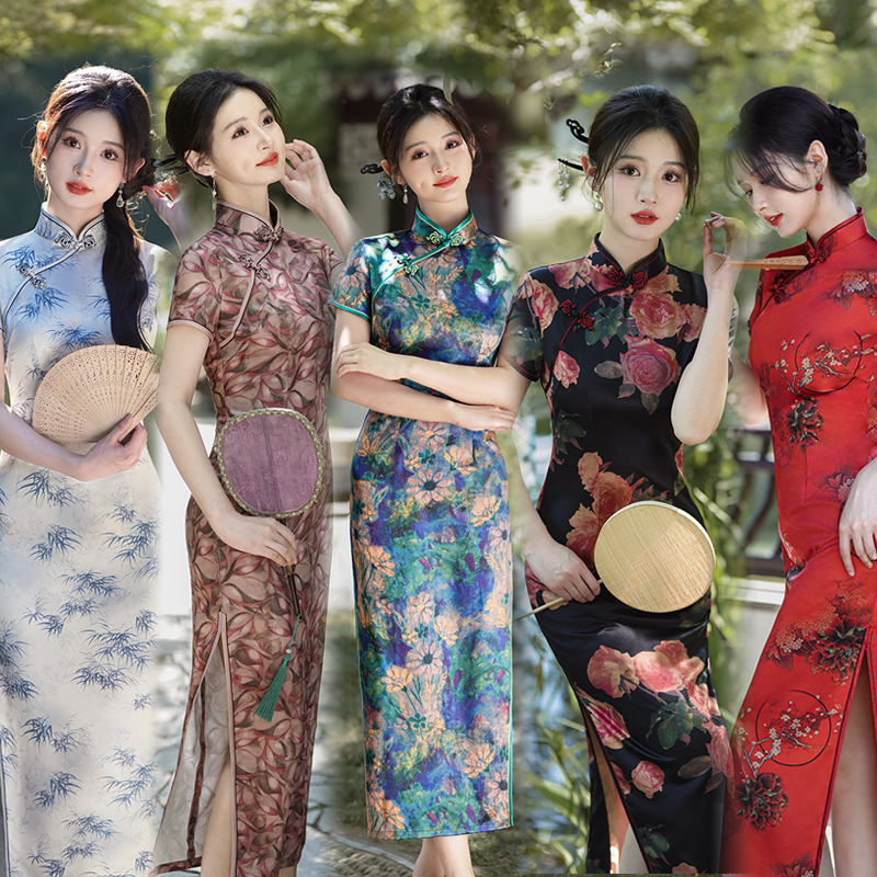 チャイナ服 花柄刺繍入り立襟チャイナドレス