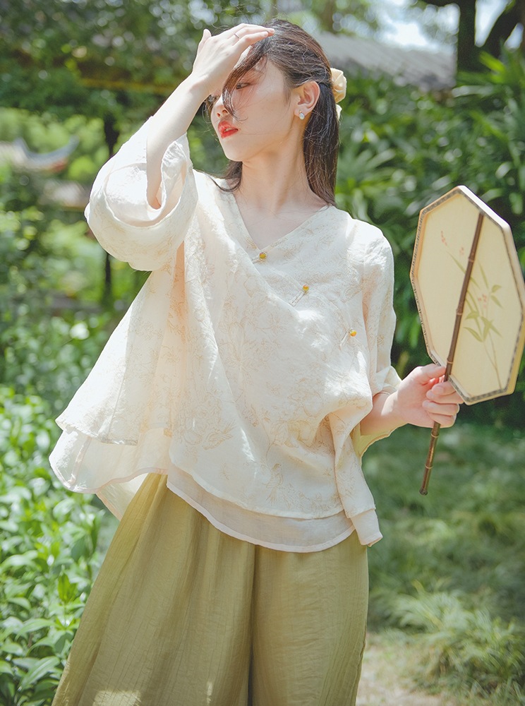 https://fulmo-img-server.com/chinii/2d855200-4889-4843-8b08-13a6893950ee.jpg