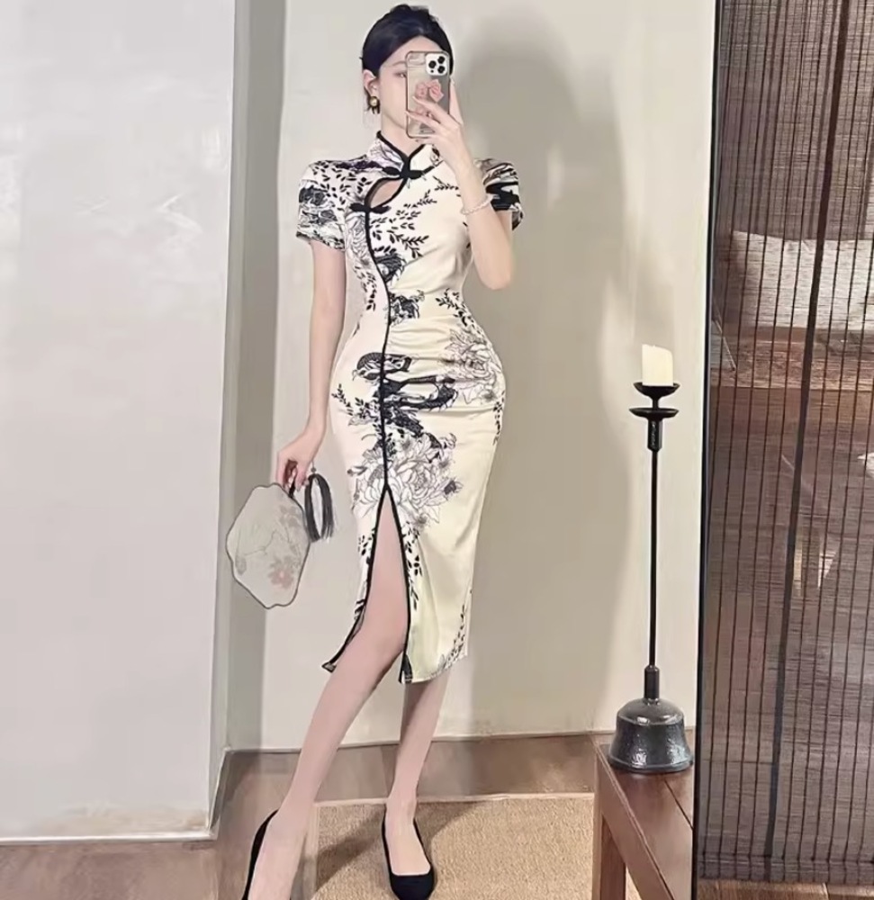 https://fulmo-img-server.com/chinii/31848d2757ad4e5f3977e2d3ed012b99.jpg