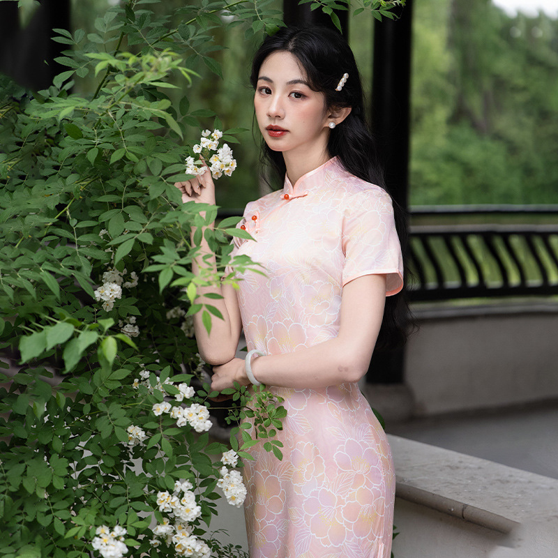 https://fulmo-img-server.com/chinii/3452cdfc-8fa7-48f5-bb32-c69fd7ec933d.jpg