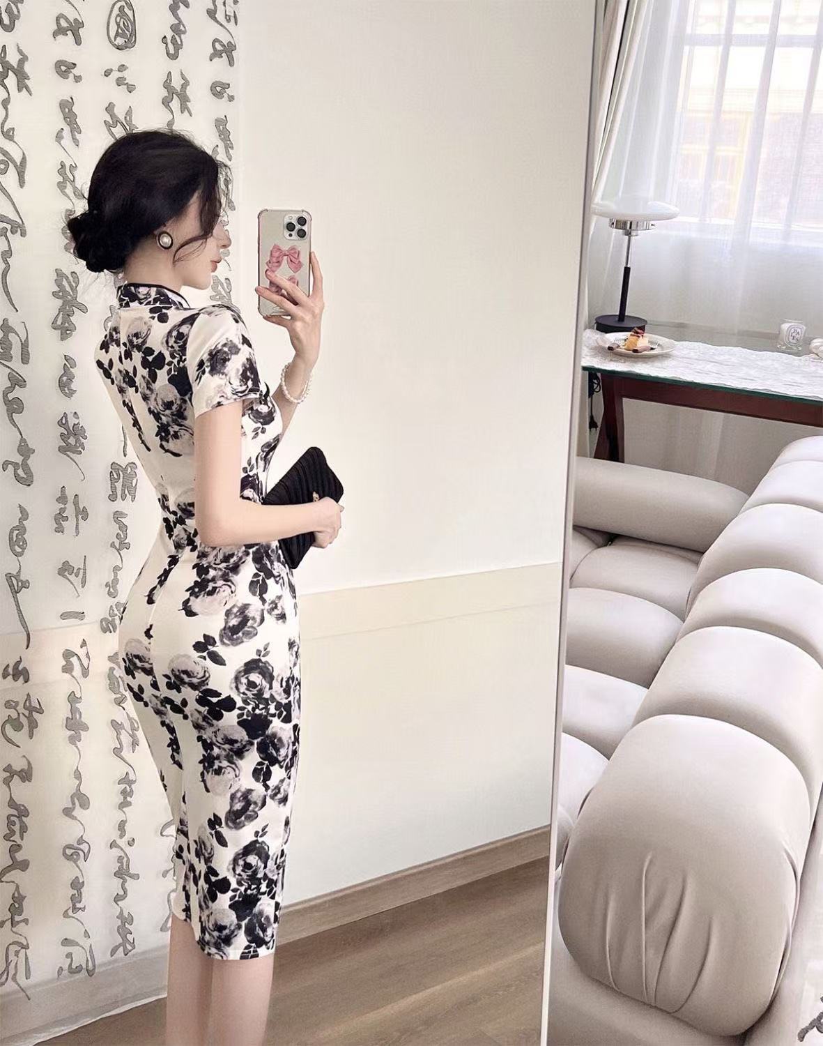 https://fulmo-img-server.com/chinii/3a252d79-df86-4838-8afa-37f9b2aa6f09.jpg