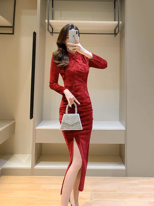 https://fulmo-img-server.com/chinii/4bdf0bc9ce53e6b5e1c0cae6f96b9467.jpg