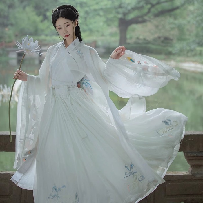 https://fulmo-img-server.com/chinii/51b5d5f2cc5f20209eafda59171d1e2d.jpg