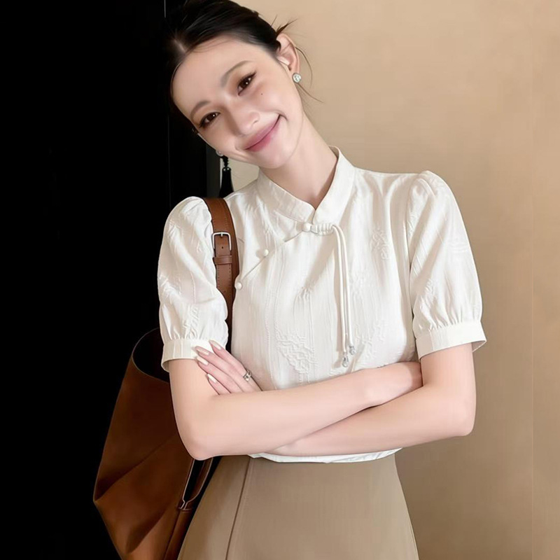 https://fulmo-img-server.com/chinii/53151f48-139f-4699-8948-f585f52657f1.jpg
