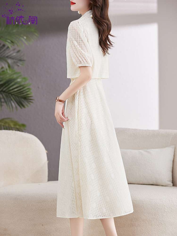 https://fulmo-img-server.com/chinii/5ae0060c3383d8d119e5f8550f1f8144.jpg