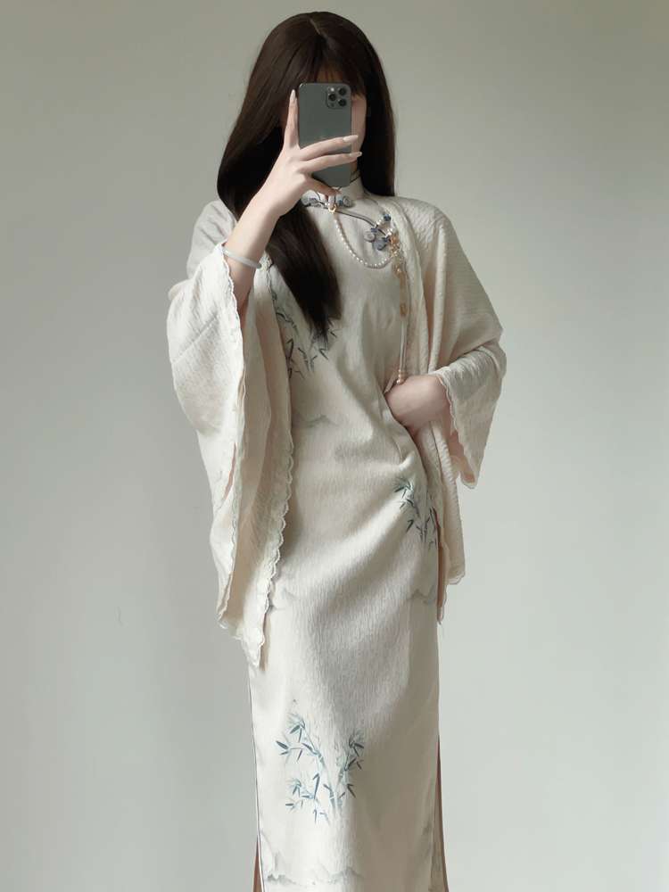 チャイナ服  竹柄刺繍入りチャイナドレス