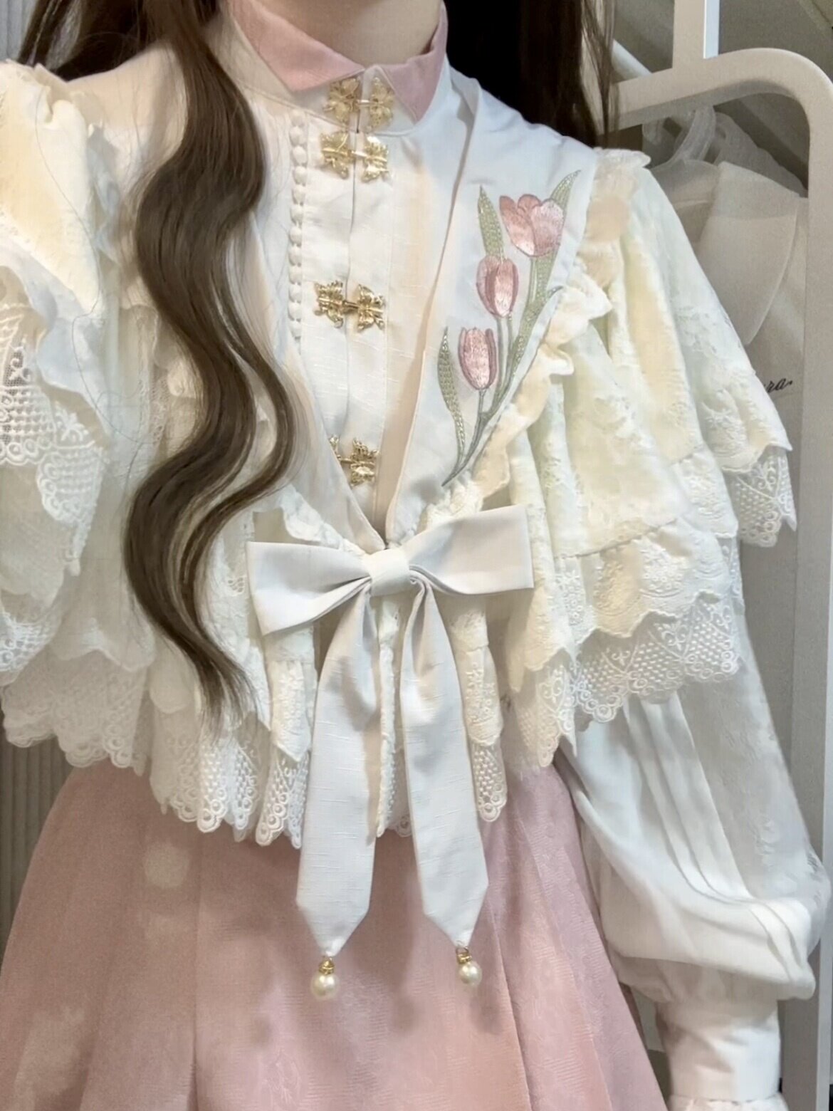 チャイナ服 チューリップ刺繍レースケープ付きチャイナワンピース