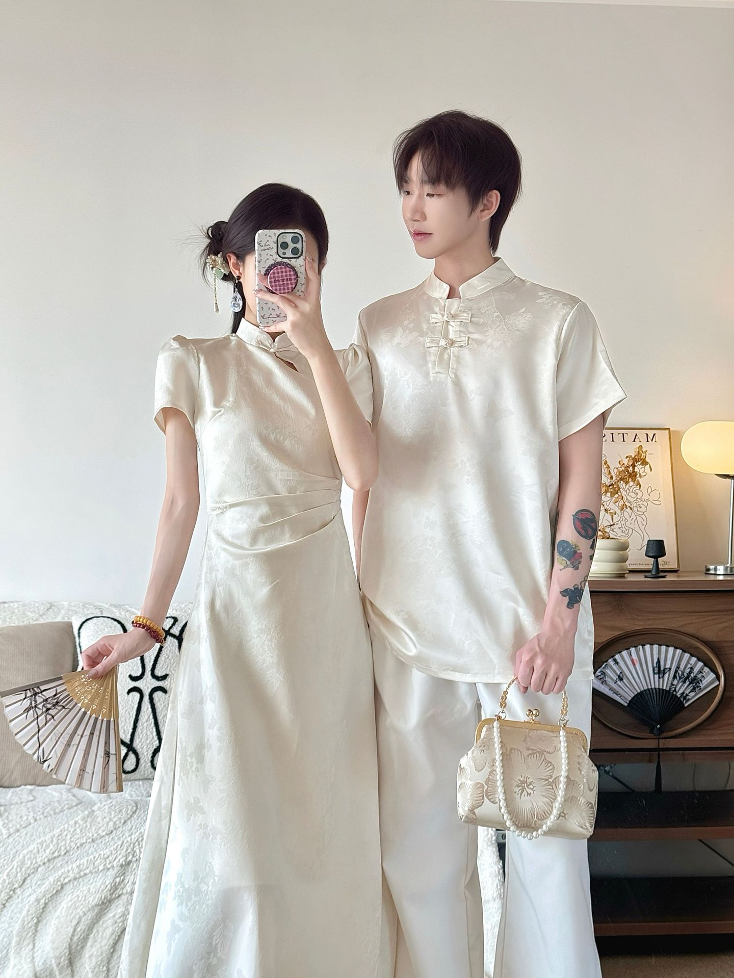 https://fulmo-img-server.com/chinii/7178f0d5-aad9-4189-83ef-42c67f3afaa6.jpg