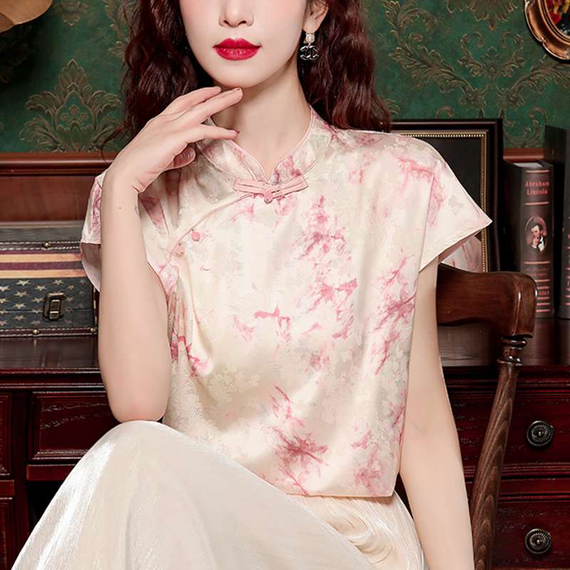 チャイナ服  優雅な桜模様チャイナカラーブラウス