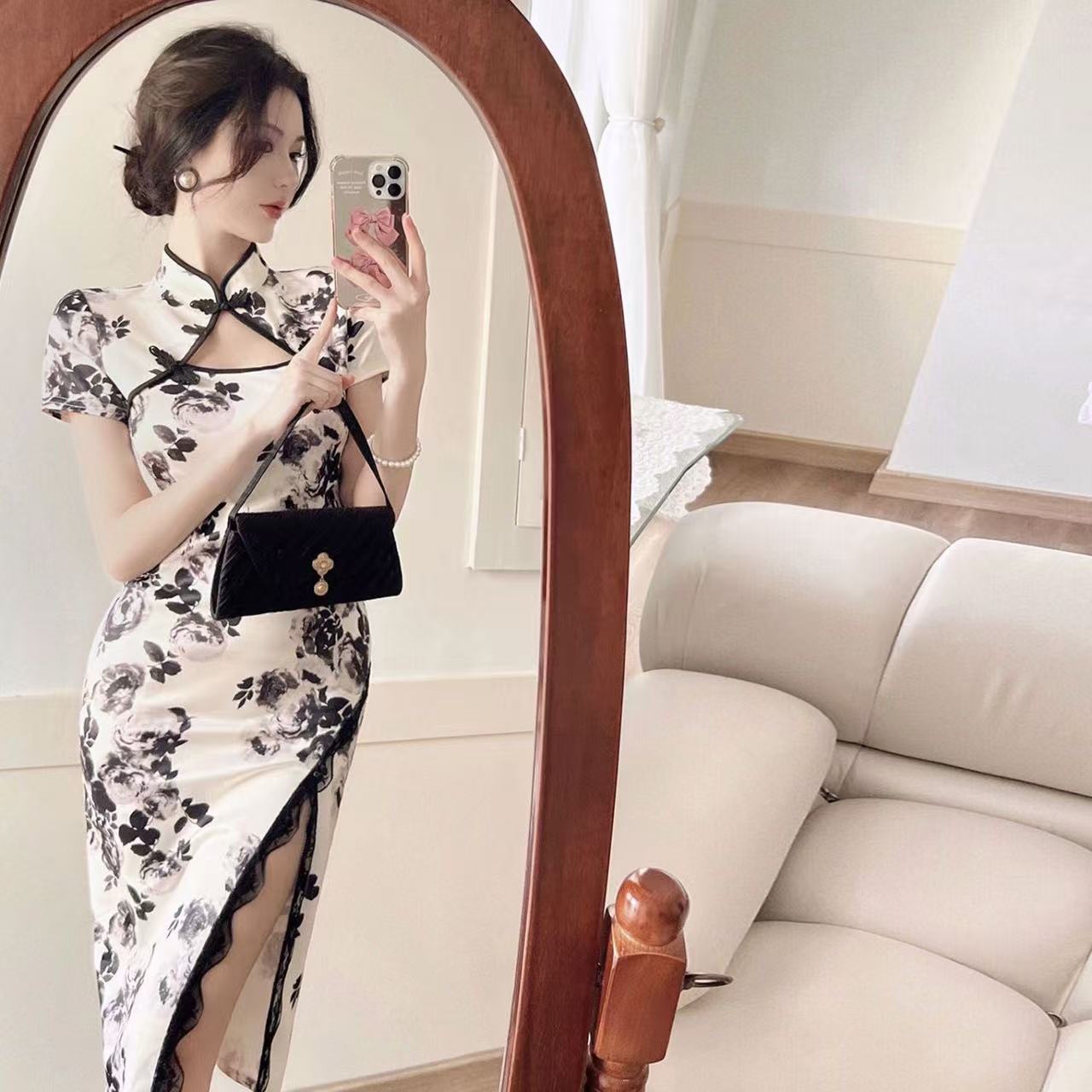 https://fulmo-img-server.com/chinii/8f43bc41-90f6-465b-848d-2d4cca7e8a7a.jpg
