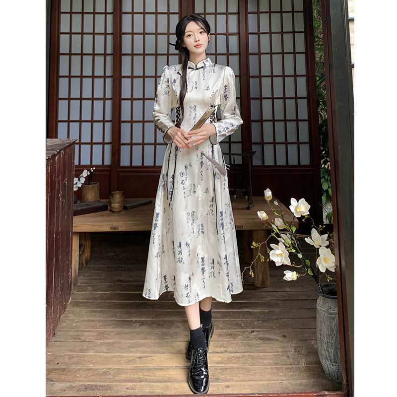 チャイナ服  優雅な書道柄チャイナドレスワンピース