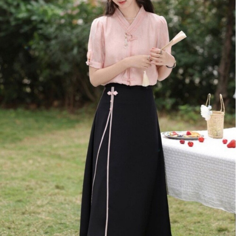 https://fulmo-img-server.com/chinii/93f5d3f9ab83cc2406bca39a98b29721.jpg