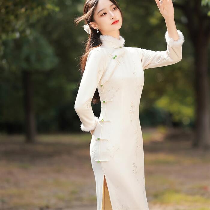 https://fulmo-img-server.com/chinii/956be78a6889082cbd70342a964aa47c.jpg