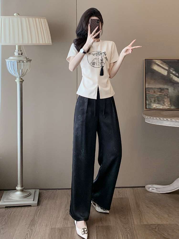 https://fulmo-img-server.com/chinii/a32b58943fd3b1e208a1e8291ae660c2.jpg