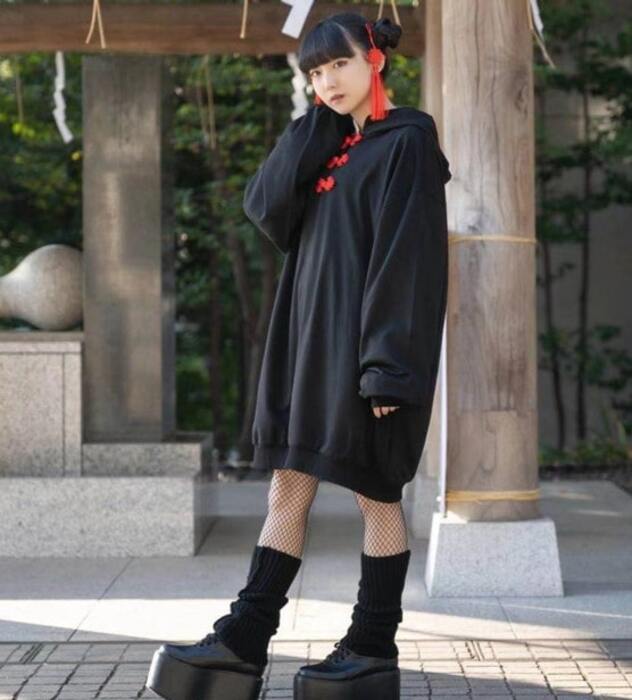 https://fulmo-img-server.com/chinii/a4f3524debbd04925d66b4822ab921ba.jpg