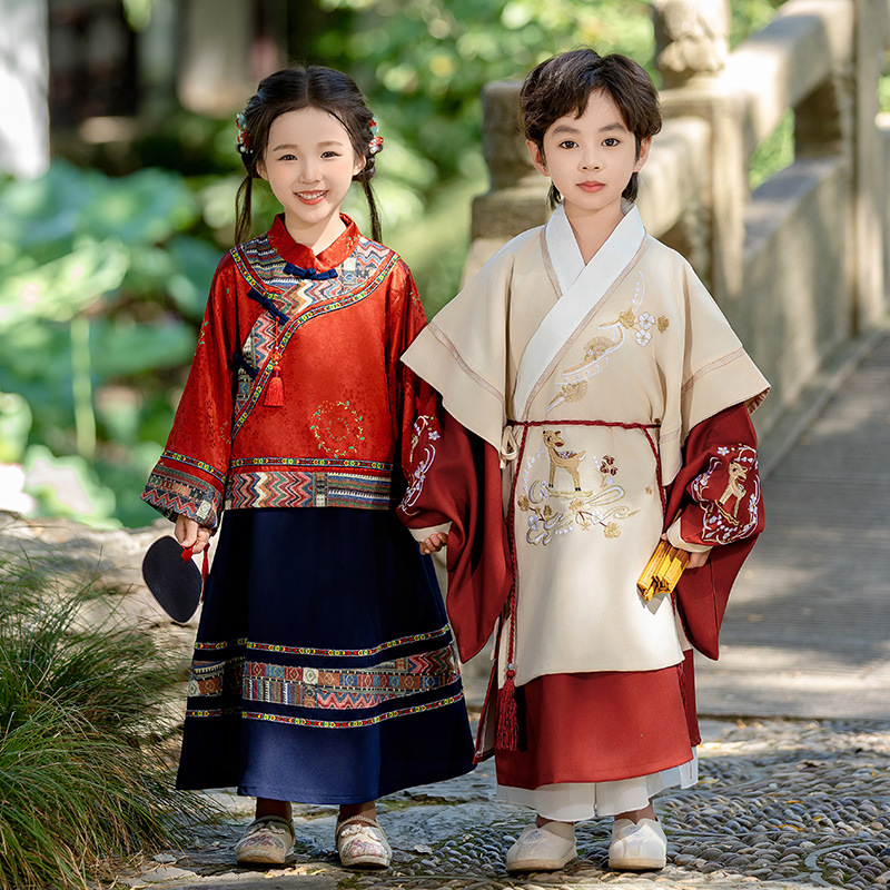 チャイナ服 子供用伝統刺繍入り漢服風セットアップ