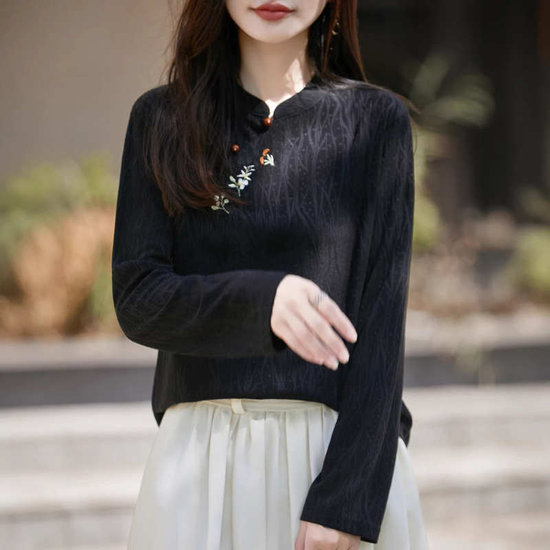 https://fulmo-img-server.com/chinii/b4969839-8f32-4d04-9809-8a7f7bfc52aa.jpg