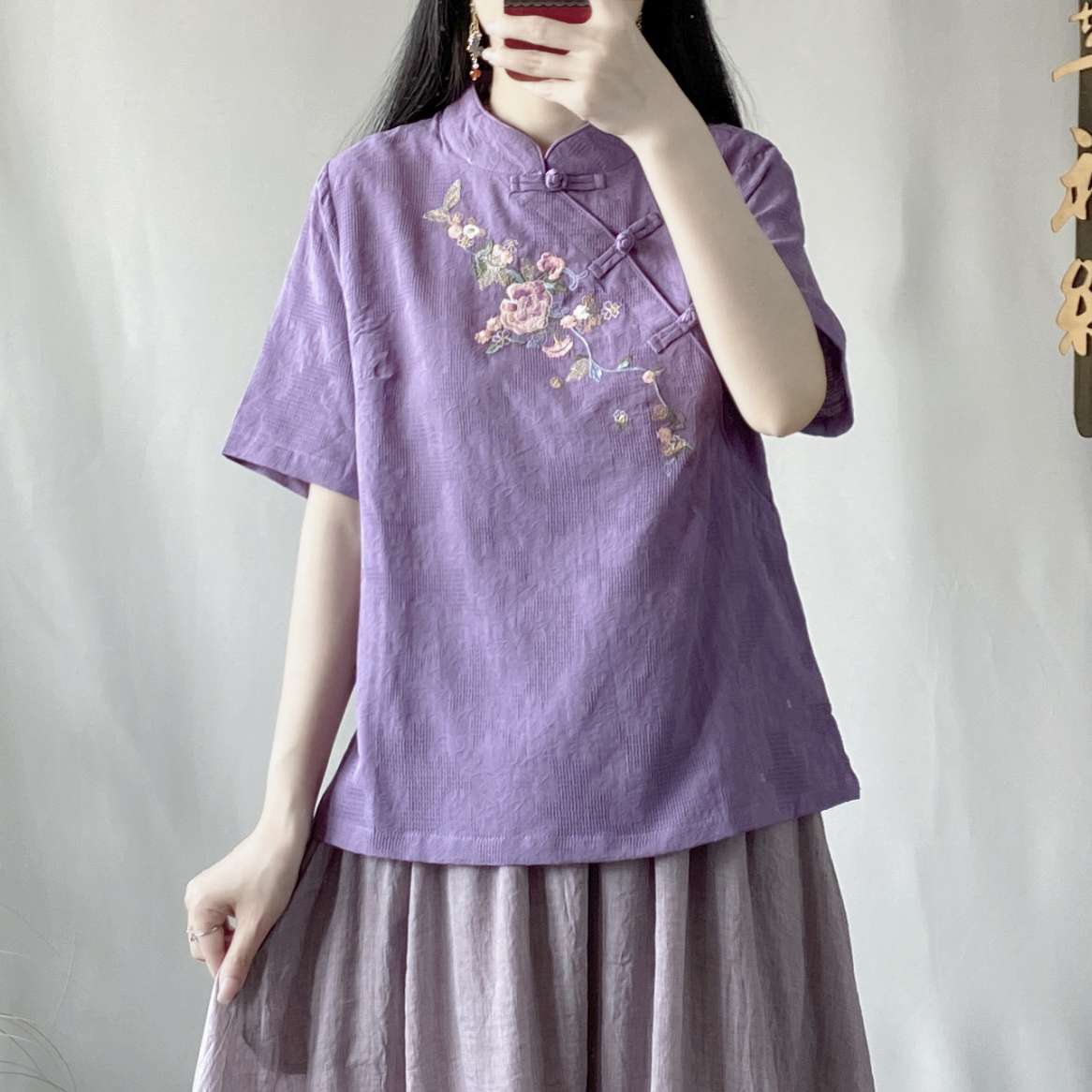 チャイナ服  花柄刺繍チャイナカラー半袖シャツ