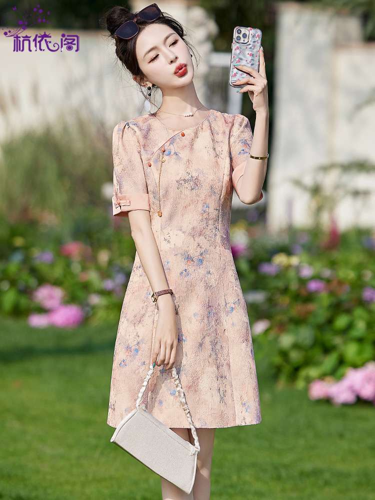 https://fulmo-img-server.com/chinii/c8f6a50e9ec4c73f4c57f3cac3d55771.jpg