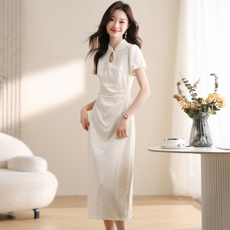 https://fulmo-img-server.com/chinii/d2eb885b-f3f8-429a-9001-e225062515a6.jpg