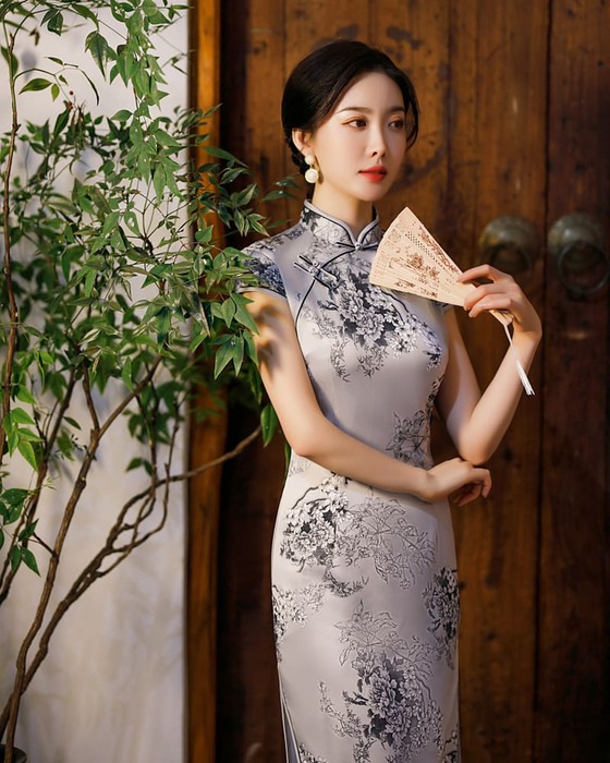 https://fulmo-img-server.com/chinii/da78cd532be5d28eb74fc5083bbf9521.jpg