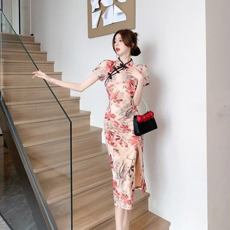 https://fulmo-img-server.com/chinii/e0aeb3e2-094f-420a-94bb-9f7c33abf2ec.jpg