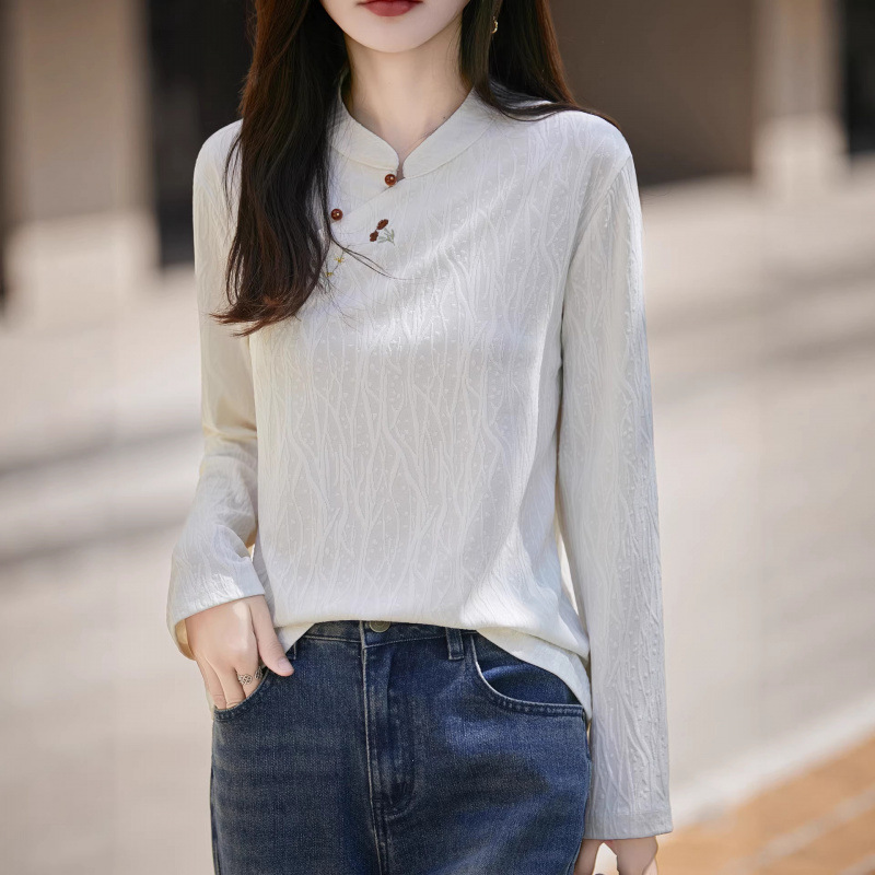 https://fulmo-img-server.com/chinii/fdfd80ed-fc27-4cad-b0f4-c785bae761dc.jpg