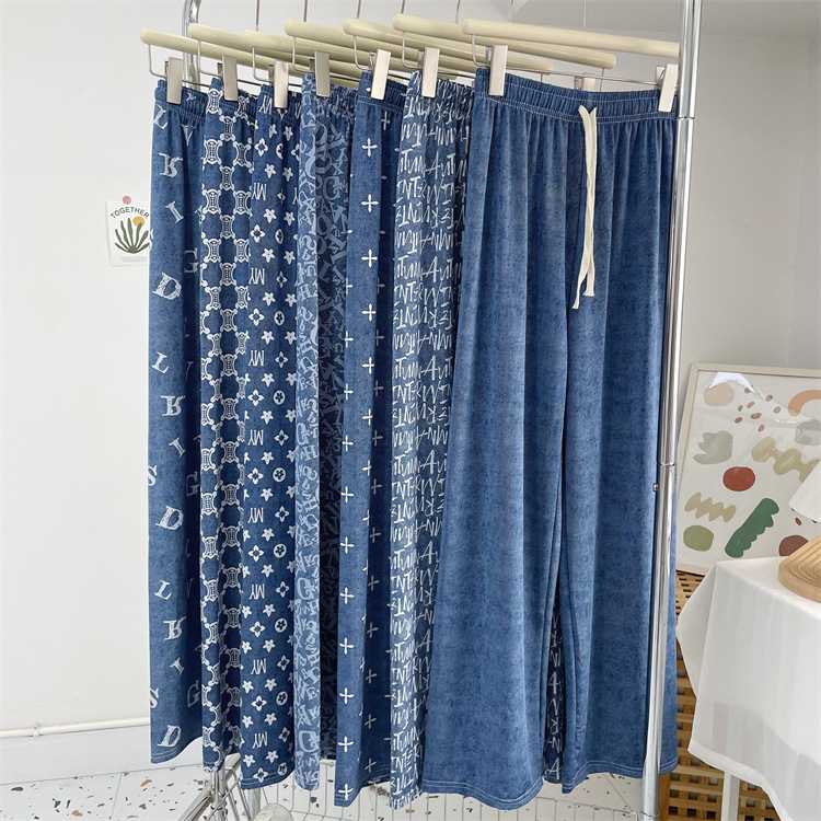 チノパン 柄入りゆったりチノパン