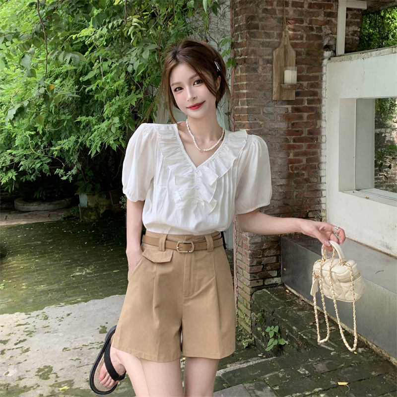 https://fulmo-img-server.com/chinoworld/427f9065-37e8-45fe-993c-33d53d506207.jpg