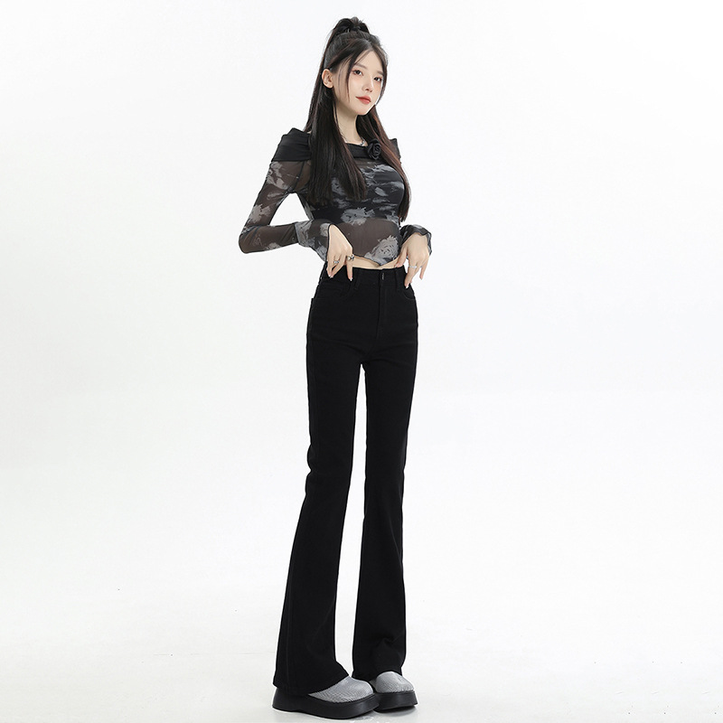 https://fulmo-img-server.com/chinoworld/ec626891-e5ab-4cd4-bc53-2c7e013b5377.jpg