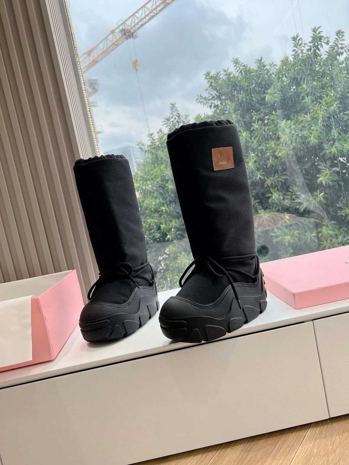 https://fulmo-img-server.com/cloudboots/1756450749250_y15d72e6_l5d02vp8.jpeg