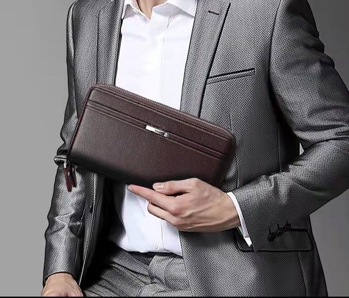 https://fulmo-img-server.com/clubagl/1790557970496_p6vaa9zm_i6baa4rq.jpeg