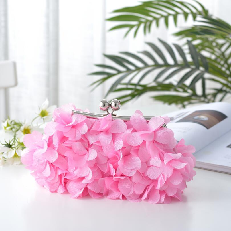 https://fulmo-img-server.com/clutte/7acdc75e-00eb-416c-975c-882edb6e85cc.jpg