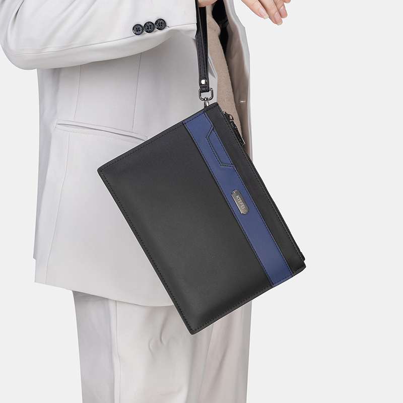 https://fulmo-img-server.com/clutte/90c89d25-4d3a-4285-9f97-1c7dba9d63f1.jpg
