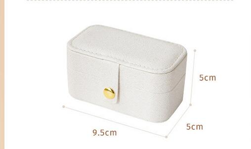 https://fulmo-img-server.com/cocogift/0bfc1296-59e1-4ba0-b392-7b86e08dff83.jpg