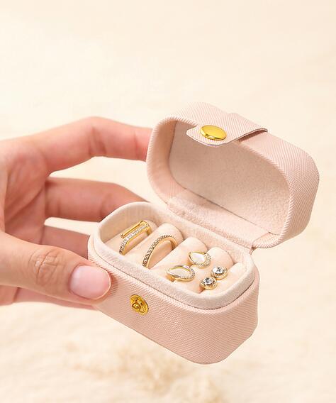 https://fulmo-img-server.com/cocogift/36066de8-dfcd-4605-b4ef-3bc74cef35ed.jpg