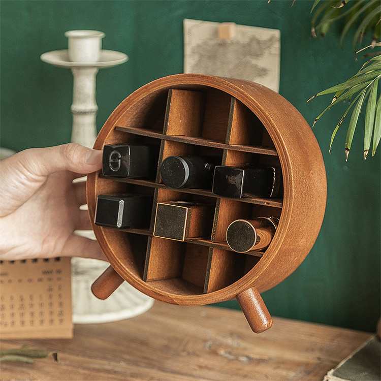 40代女性プレゼント 木製円形口紅収納ラック四段仕切り付きコスメスタンド