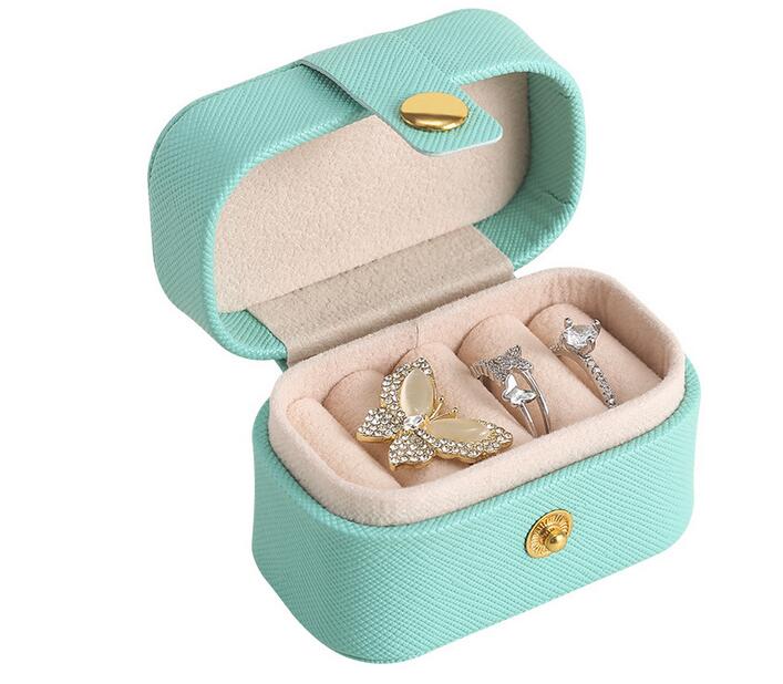 https://fulmo-img-server.com/cocogift/8a593f8e-0f97-4f43-9e94-1b55bf8fcd0c.jpg