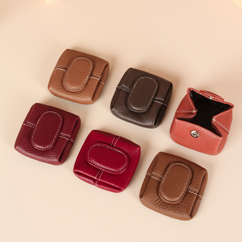 レディース薄型コインケース 手のひらサイズ二つ折り小銭入れ