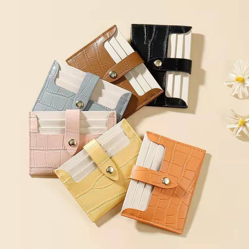 コインケース クロコ調型押しパスケース カード入れ 多機能