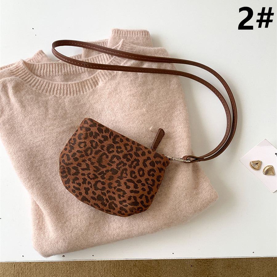 豹柄コインケース ストラップ付き小銭入れ レディース財布